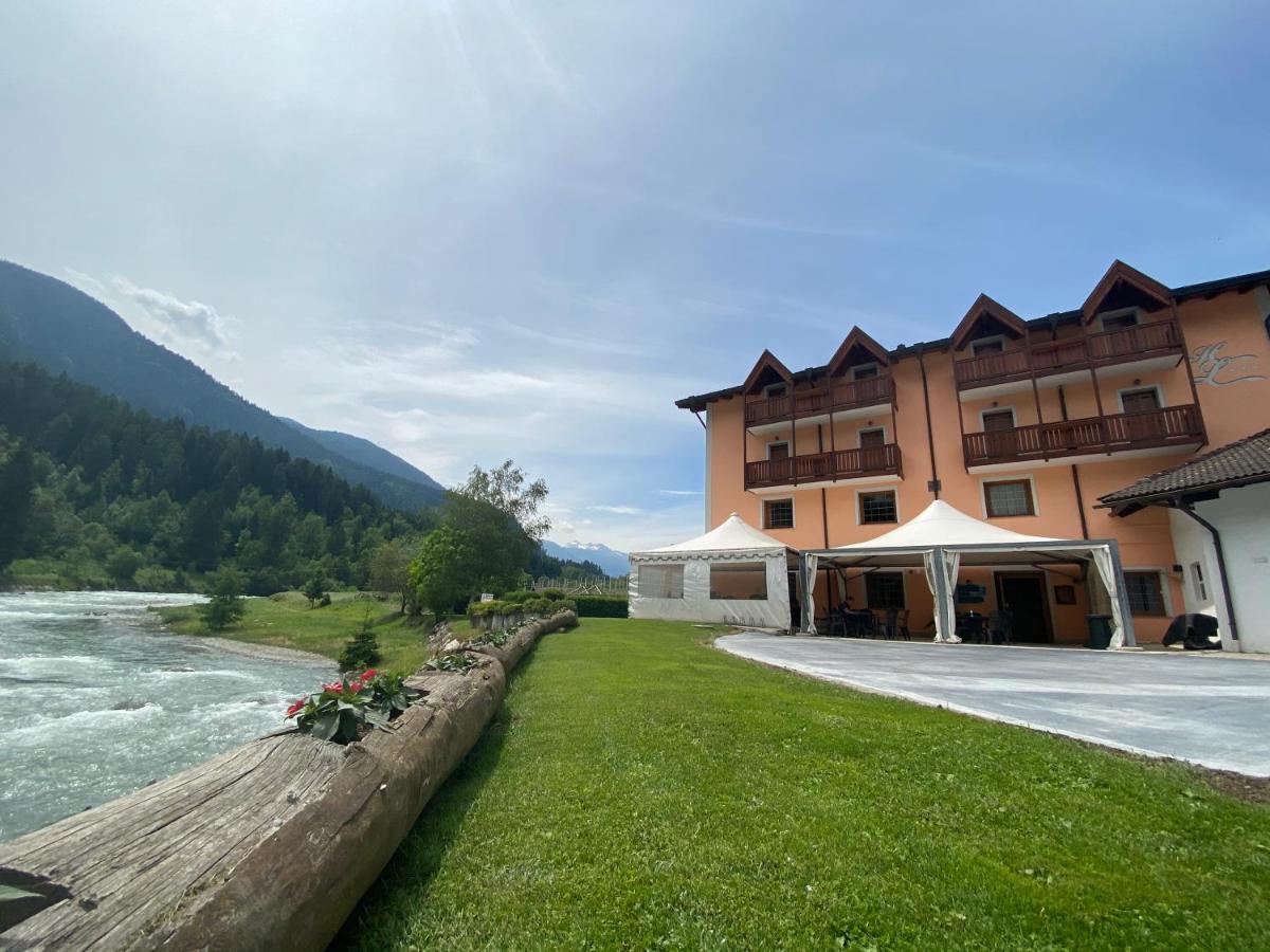 Hotel Laste' Caldes Extérieur photo