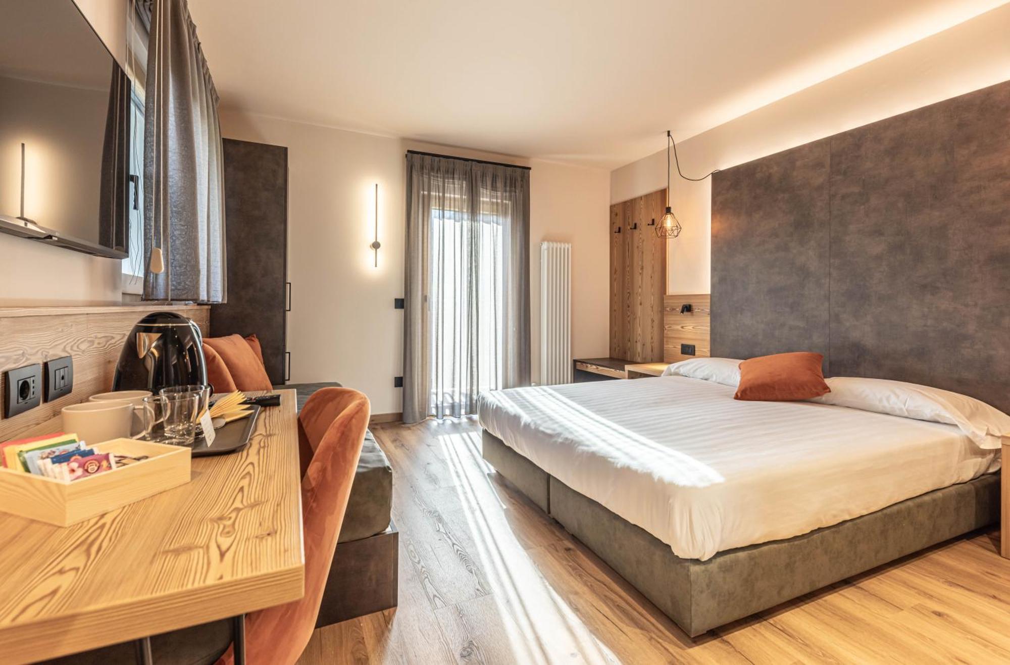 Hotel Laste' Caldes Extérieur photo
