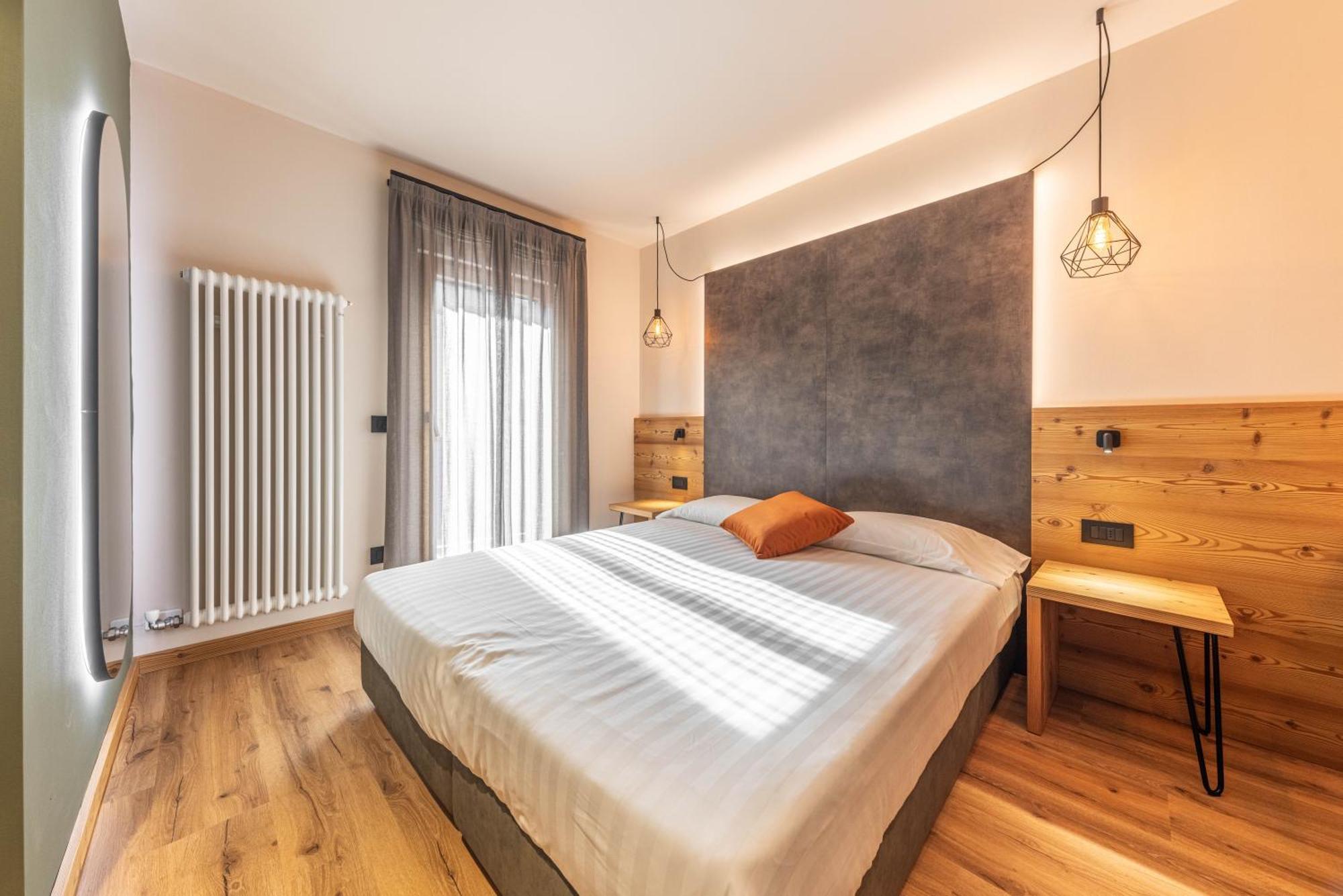 Hotel Laste' Caldes Extérieur photo