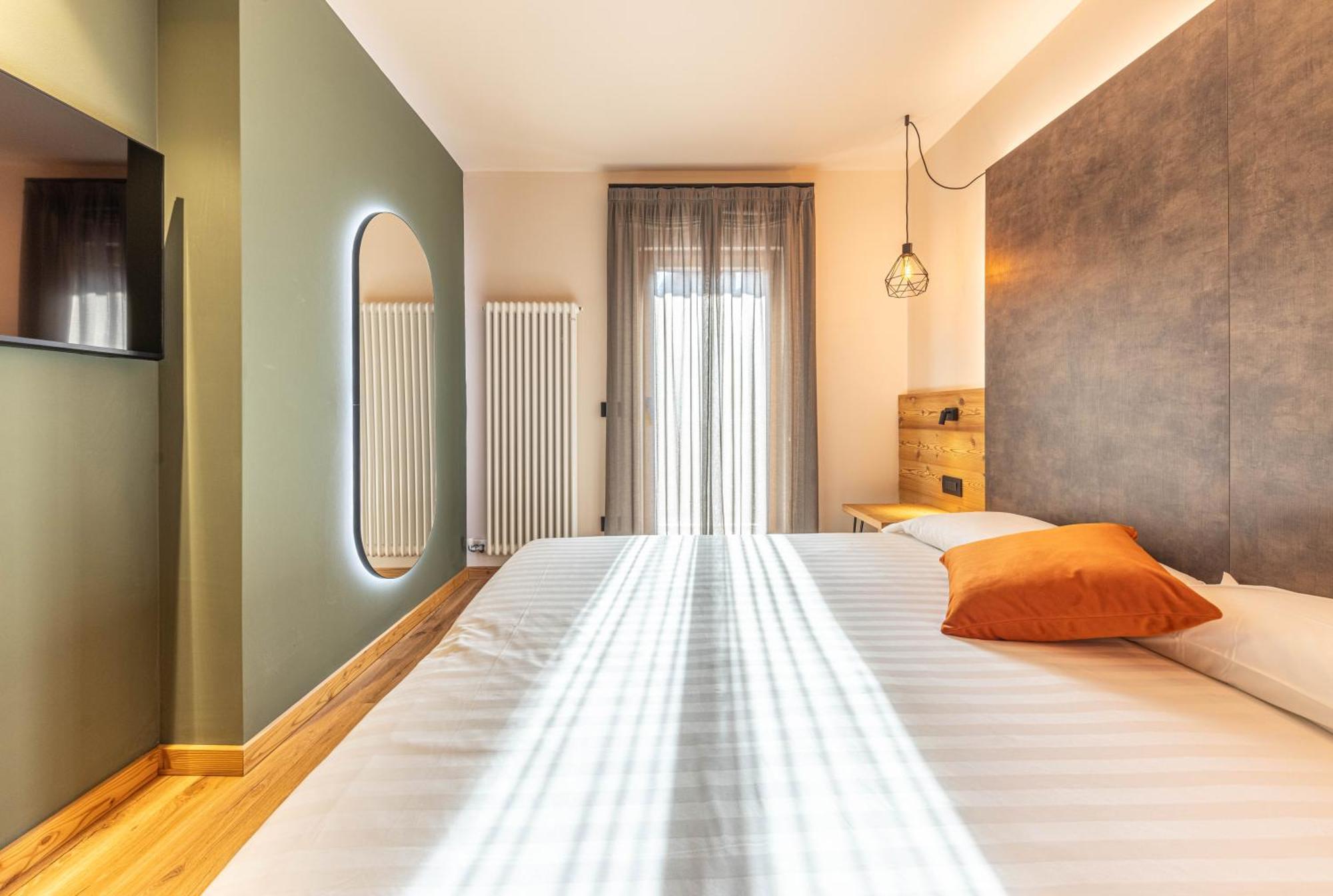 Hotel Laste' Caldes Extérieur photo