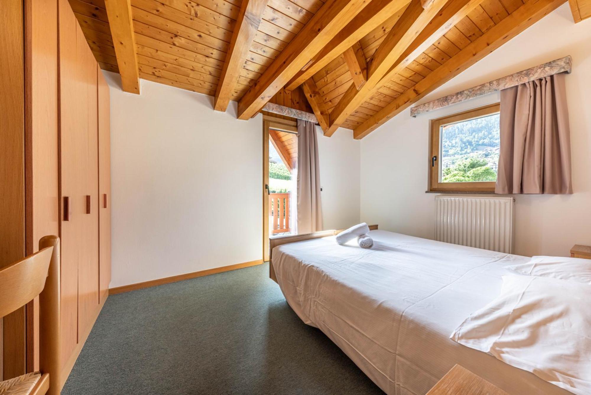 Hotel Laste' Caldes Extérieur photo